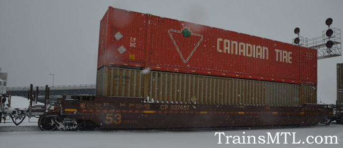Car/wagon CP527457 right side / coté droit